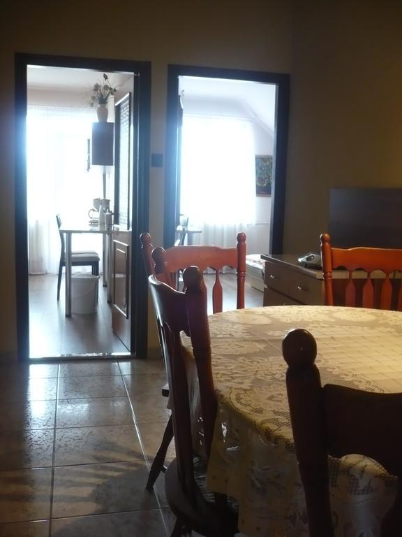 Anna Bathory Apartmanhaz Hajduszoboszlo Exterior photo