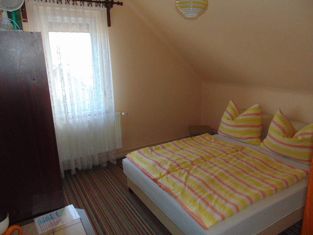 Anna Bathory Apartmanhaz Hajduszoboszlo Exterior photo